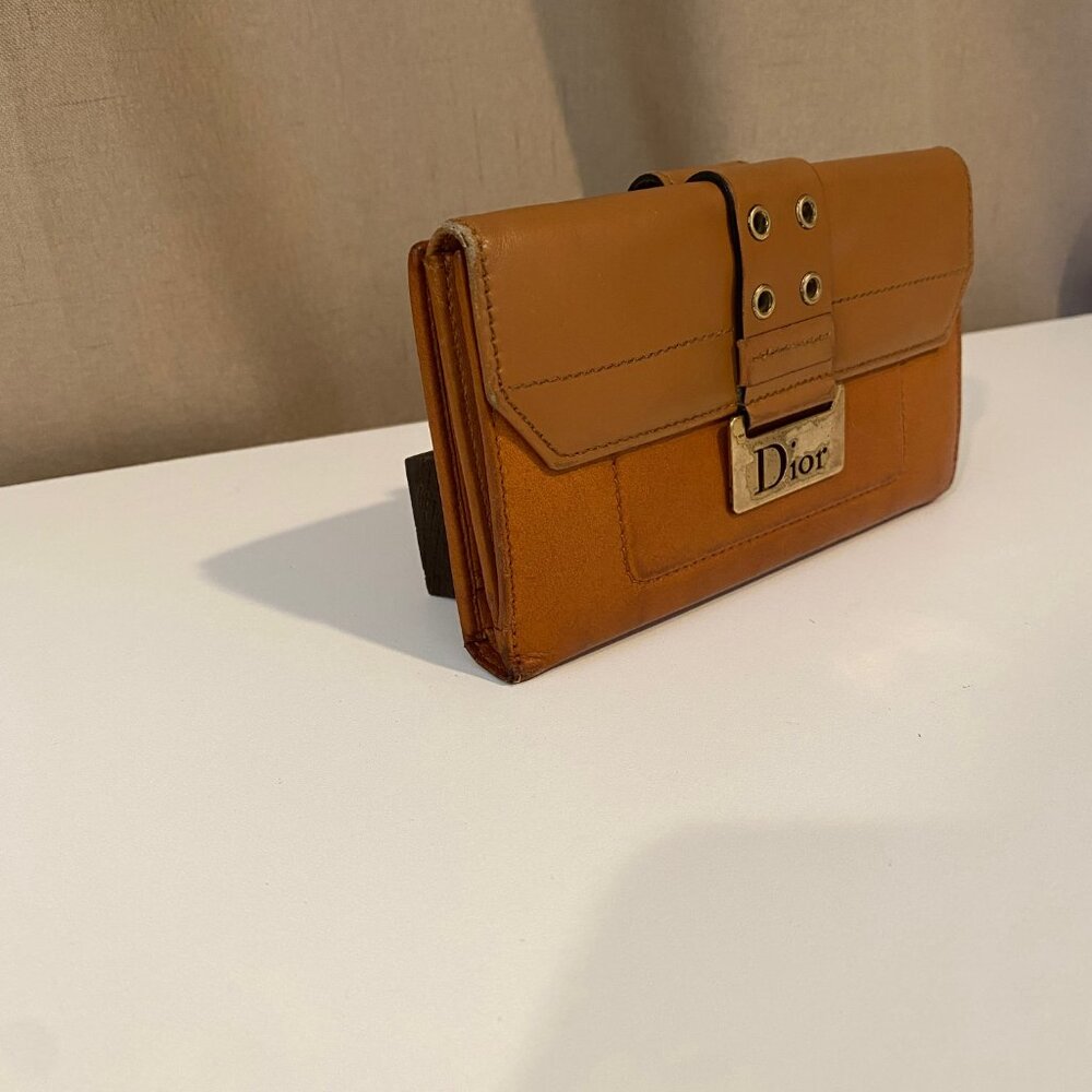 Christian Dior 2002 Calfskin Leather Wallet Brown Gold Hardware 6.5x4‎ - Picture 2 of 11